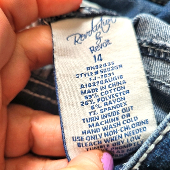 Two skinny jeans - Picture 13 of 16